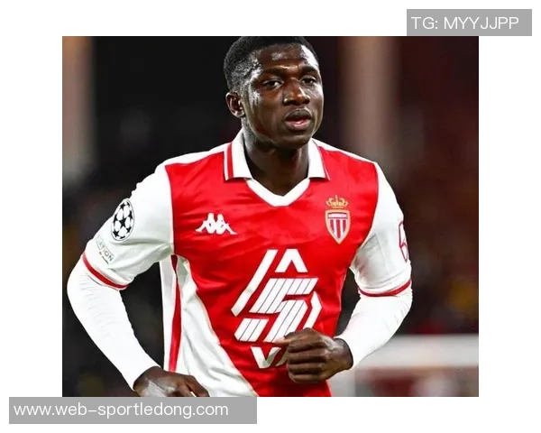 媒体报道拉扬与经纪人扎哈维合同到期巴萨仍对其保持关注